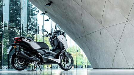 Мотоцикл Yamaha XMAX 300 Tech Max Heat